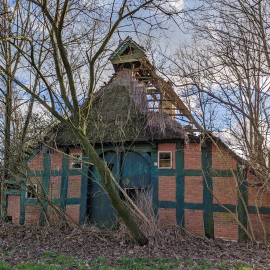 Wohn- und Wirtschaftsgebäude Zur Heide 11