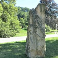 Plastika Sun Dance na promenádě Bad Homburgu v Mariánských Lázních