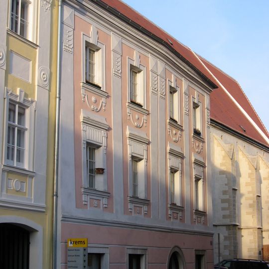 Bürgerhaus Steiner Landstraße 66