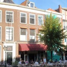 Nieuwe Rijn 13, Leiden