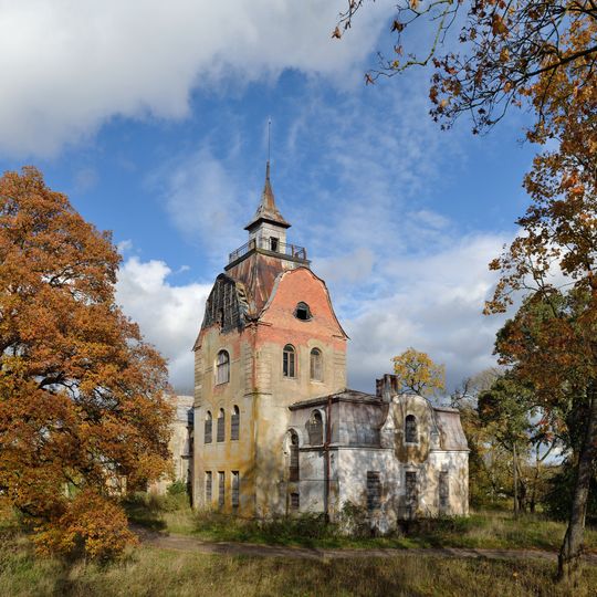 Neeruti manor house