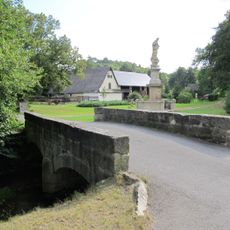 Kamenný most ve Chvalkovicích