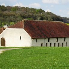 Grange cistercienne de Riel-les-Eaux