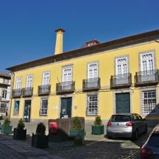 Casa do Largo de Santa Luzia