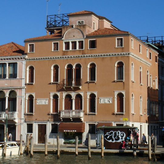 Palazzo Adoldo