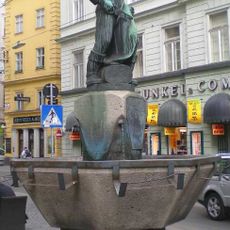 Tuchmacherbrunnen, Vienna