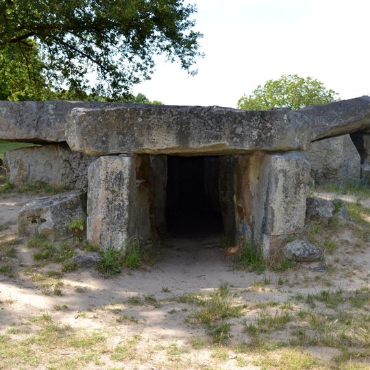 La Bajoulière dolmen