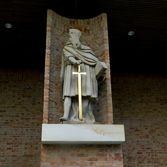 Socha svatého Pavla v galerii světců na Velehradě