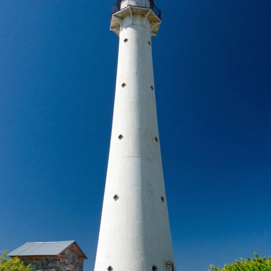 Kihnu lighthouse