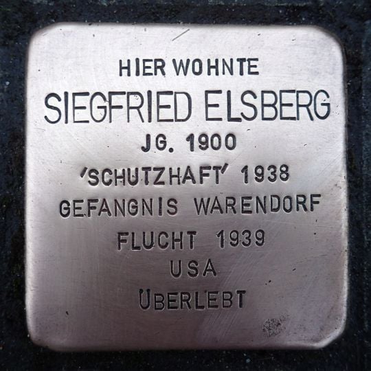 Stolperstein dedicated to Siegfried Elsberg