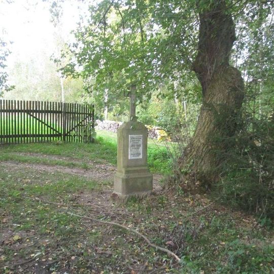 Kříž severně od Čemin