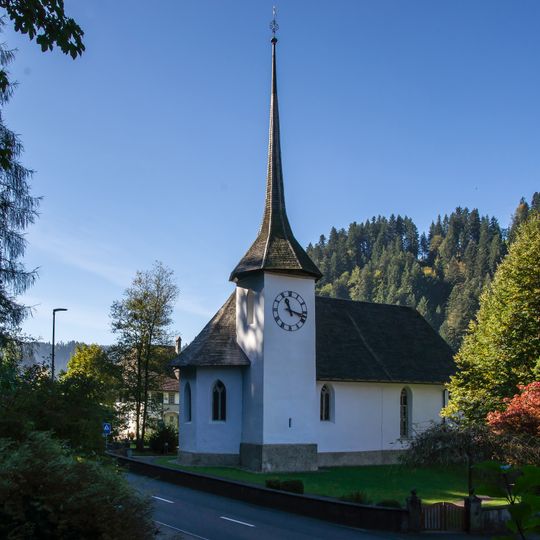 Reformierte Kirche mit Pfarrhaus