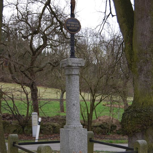 Kříž na rozcestí v Níkovicích