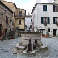 Piazza del Pozzo