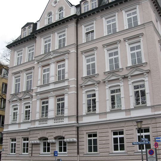 Freistehendes Wohnhaus