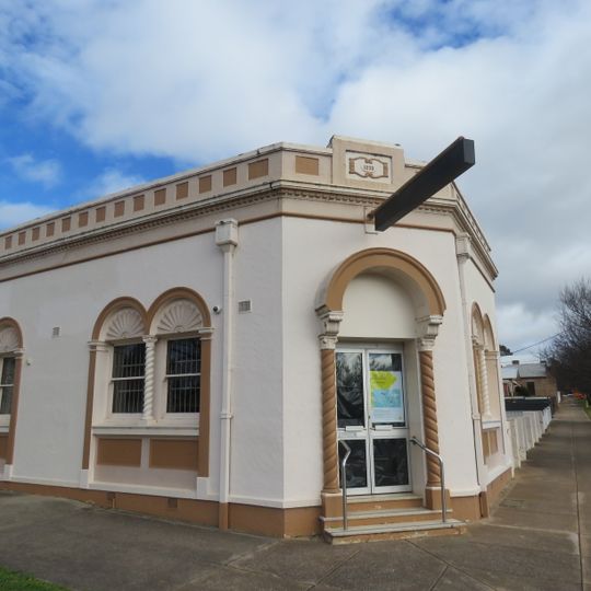 Old Commonwealth Bank, Molong