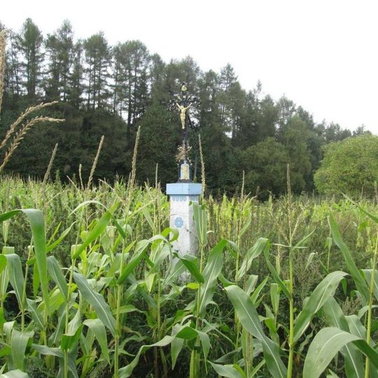 Kříž v poli nedaleko Veselé hory