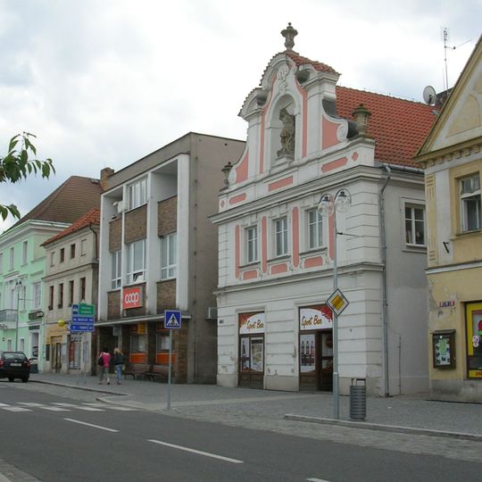 Masarykovo náměstí 30