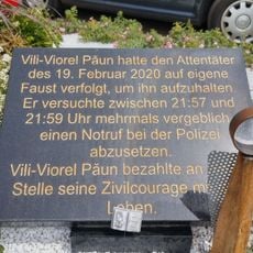 Gedenktafel zur Erinnerung an Vili-Viorel Păun