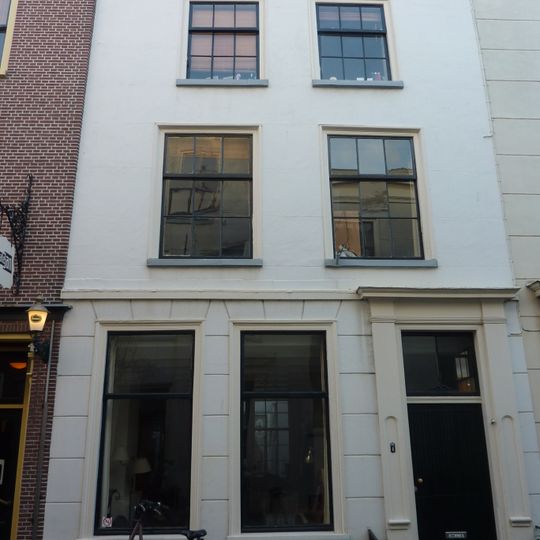 Nieuwsteeg 7, Leiden