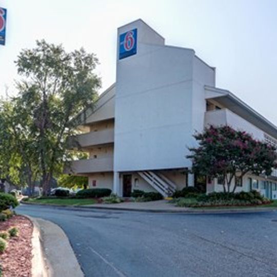 Motel 6 Memphis Downtown