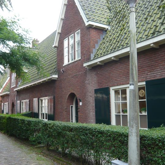 Spaar en Hout: twee dienstwoningen