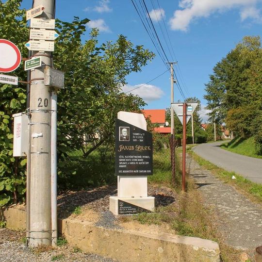 Pomník Jakuba Lolka v Lipince
