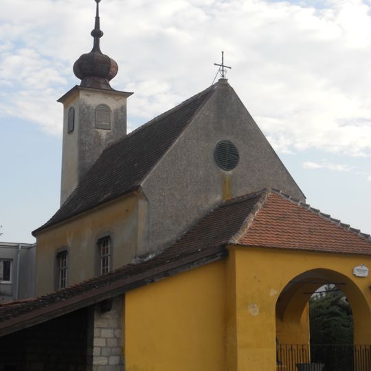 Magdalenenkapelle und Ehrenmal