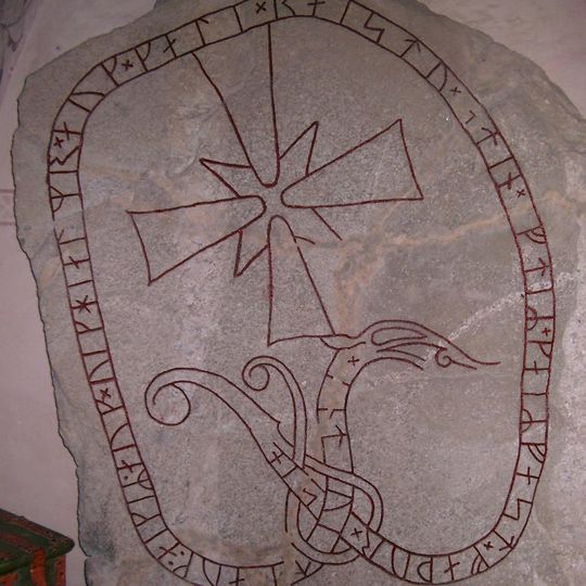 Upplands runinskrifter 660