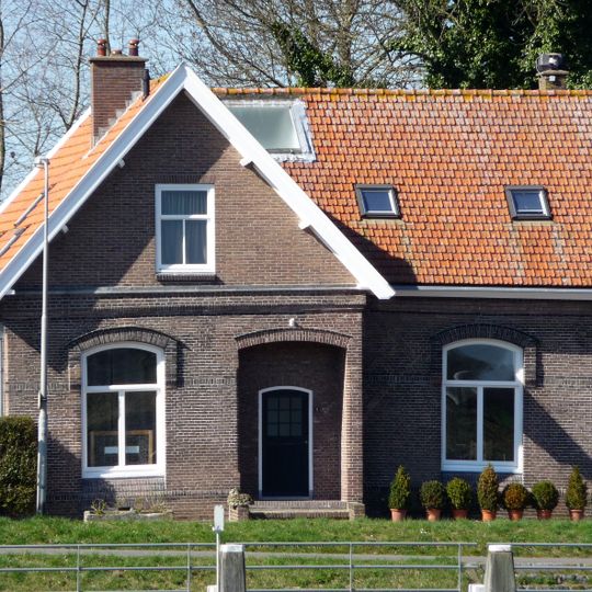 Kantoor sluismeester en wachthuis sluisknechten