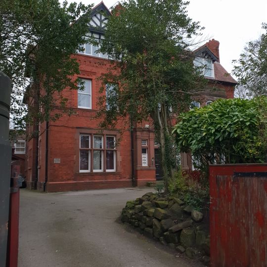 5, Mossley Hill Drive