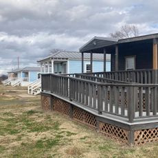 Red Leaf Cottages