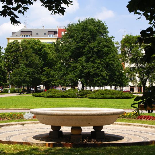 Fountain in Obilní trh