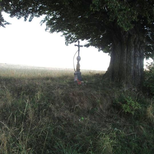 Kříž u Slavětínského buku