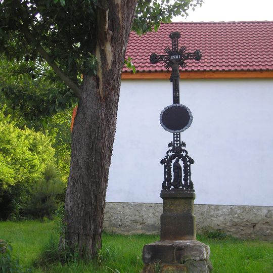 Křížek v Dolních Vescích