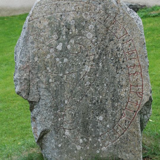 Uppland Runic Inscription 679