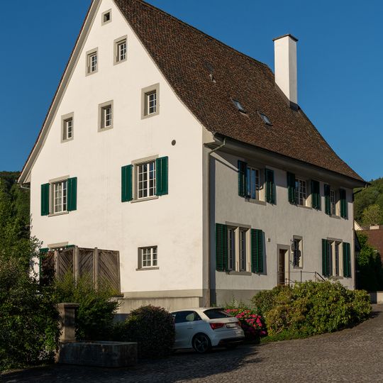 Römisch-katholisches Pfarrhaus
