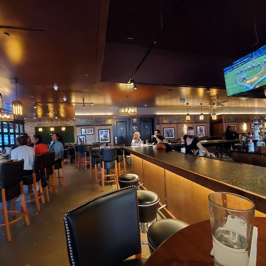 Bar Louie