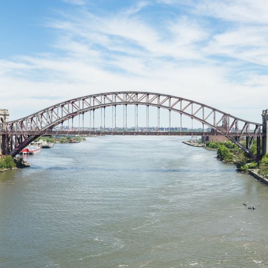 Puente Hell Gate