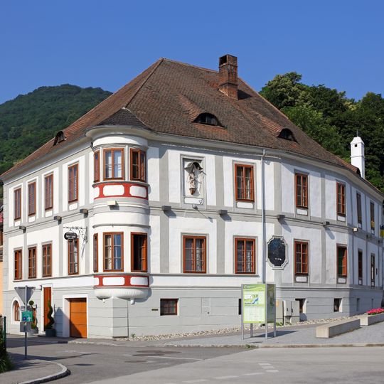 Spitz Hinterhaus 2