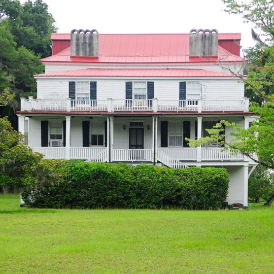 Coffin Point Plantation