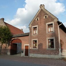 Duivenstraat 10, Mheer