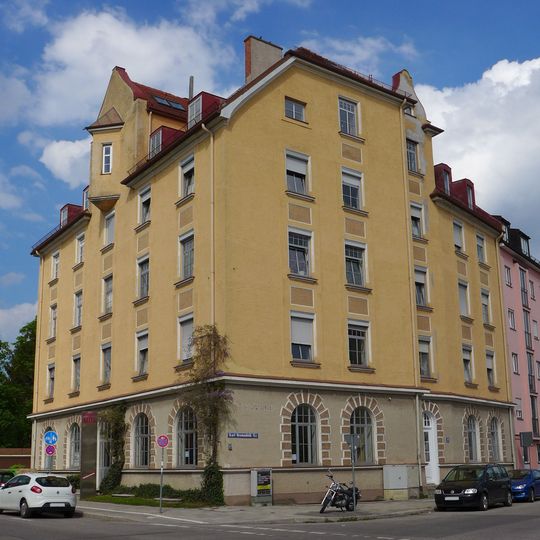 Mietshaus in Ecklage