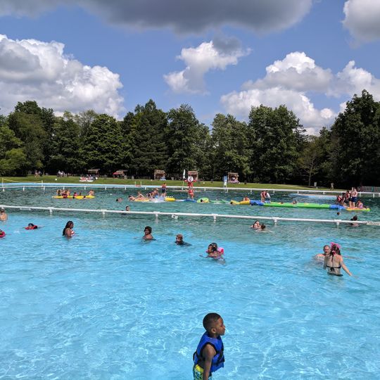 Pioneer Waterland & Dry Fun Park