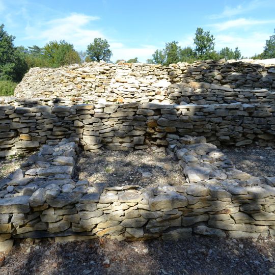 Péré tumulus