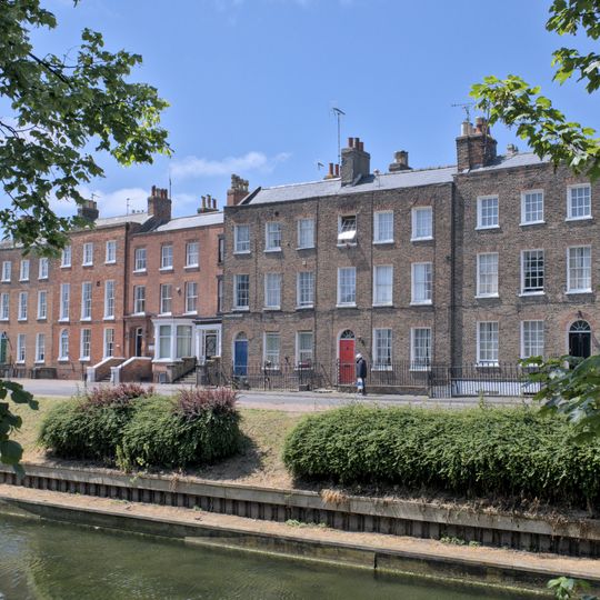 Upper Welland Terrace