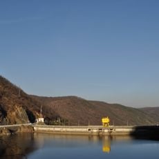 Lake Tarnița