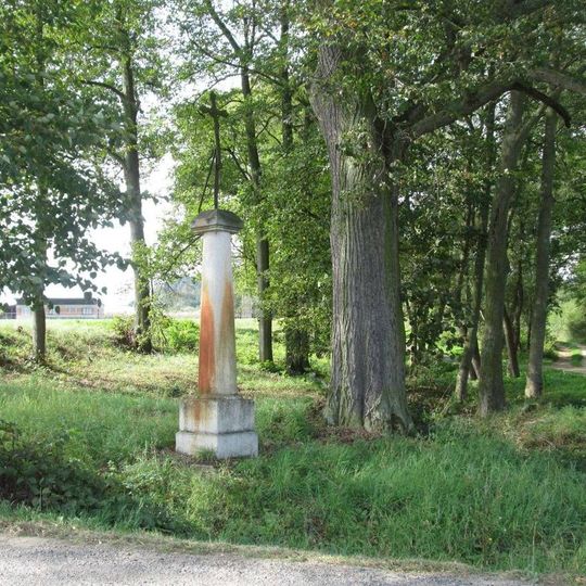 Kříž jižně od Líšiny