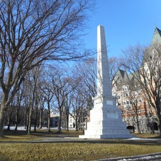 Wolfe-Montcalm Monument