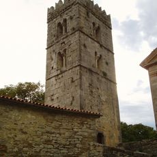 Hum, Buzet